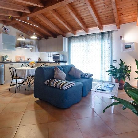 Casa Vacanze " Is Meris " Capitana Exterior photo
