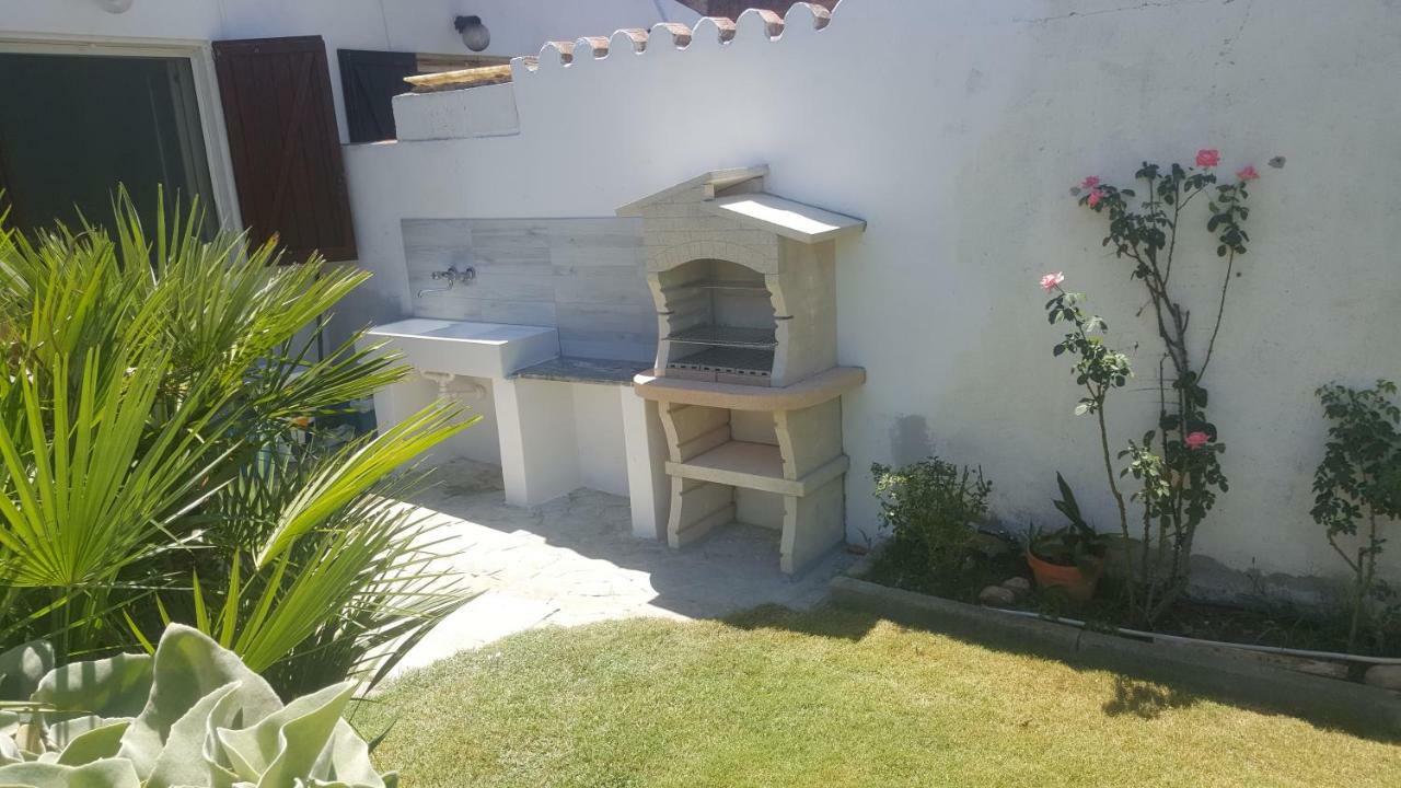 Casa Vacanze " Is Meris " Capitana Exterior photo